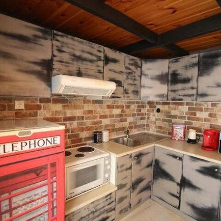 Lignum Apartment Ermoupoli Bagian luar foto